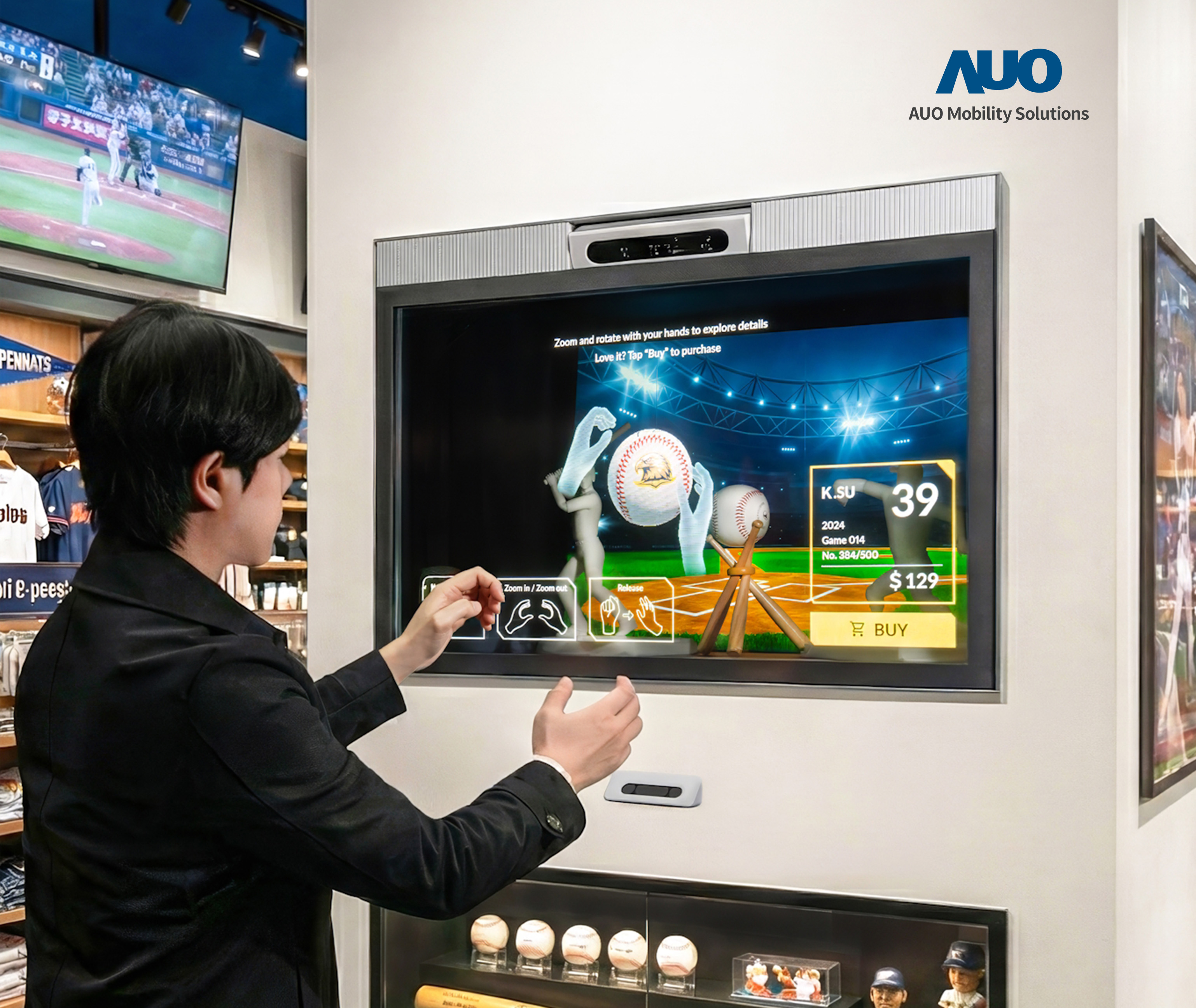 64吋Sports AR Solution提供实体赛事与Micro LED透明显示器对应互动的运用，对于参赛者或队伍有更多信息需了解，或更多营销互动，都可轻松在透明显示屏幕上完成，助攻营销互动新纪元。